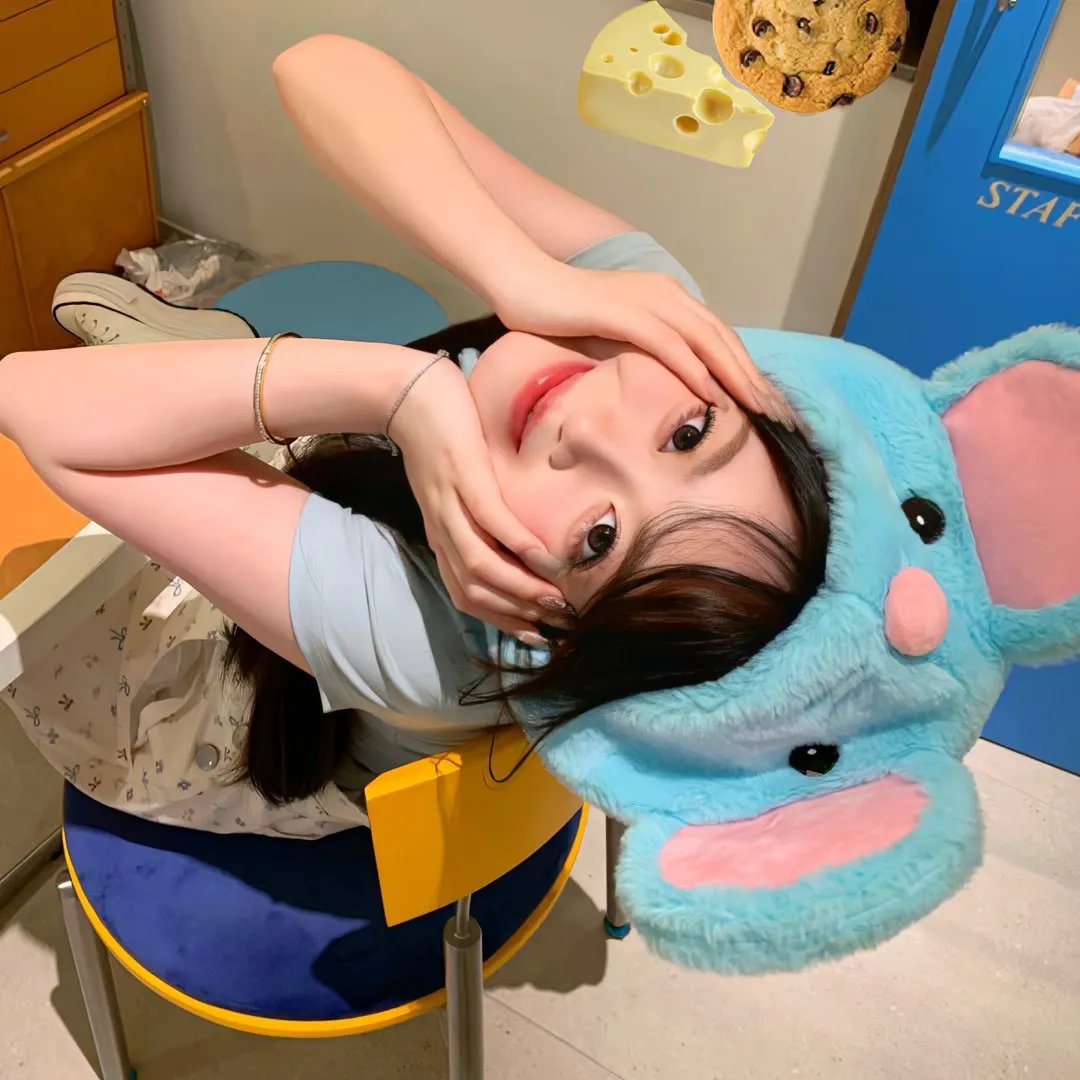 雏燕鸣春