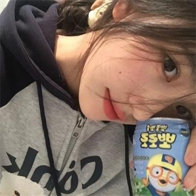 花圃里的蝴蝶
